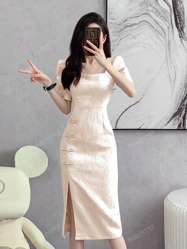 Nuovo vestito estivo stile cinese, elegante e slanciato con scollo quadrato, decorazione di bottoni alla cinese, spacchi laterali, gonna a ruota, vestito midi da tè cheongsam per donna