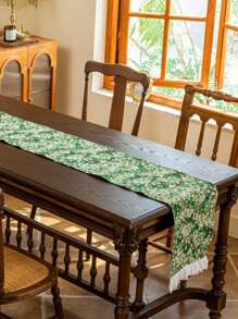1pc Vintage Green Base Floral Jacquard Table Runner, Suitable For Cafe, Afternoon Tea Decor, Dining Table Events