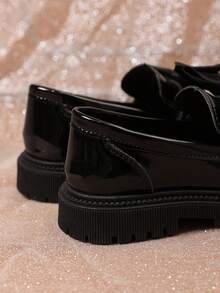 Sweet - Looking Children's Chunky - Heeled Patent Leather Shoes Featuring Large Satin Bows - Black - View 4