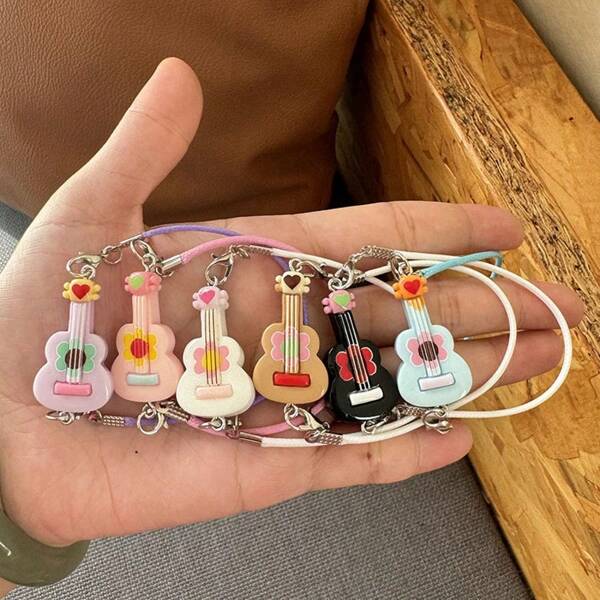 1 pieza Collar accesorio decorativo con mini muñeca en forma de guitarra, adecuado como regalo de cumpleaños perfecto