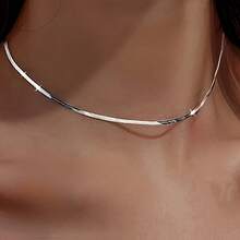 Elegant Titanium Steel Flat Snake Bone Chain Necklace - Hip Hop And Minimalist Style, Suitable For Daily Wear Or Gift Giving - 銀色 - 查看 2
