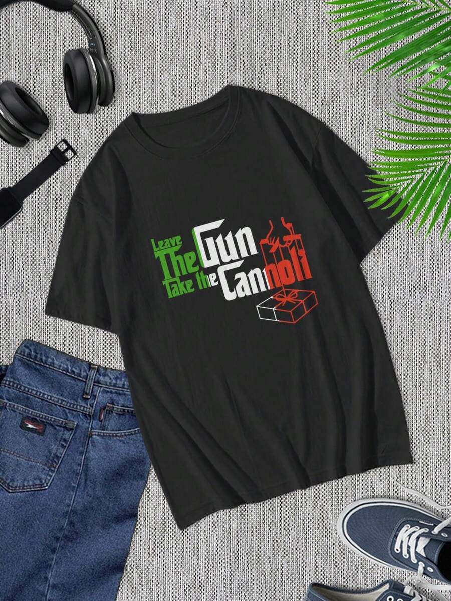 Camiseta con frase de El Padrino - Deja la pistola, toma el cannoli - Camiseta para hombre y mujer inspirada en la mafia - Camiseta clásica negra de manga corta - Diseño gráfico genial - Ropa de la mafia italiana - Negro - Ver 1