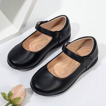 Comfortable, Breathable, Non-Slip Children Girls' Flat Shoes With Wave Design Suitable For School, Performances - Black - View 1