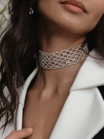 Europese en Amerikaanse stijl holle kristal meerlaagse ketting, glanzende strass decoratie veelzijdige choker