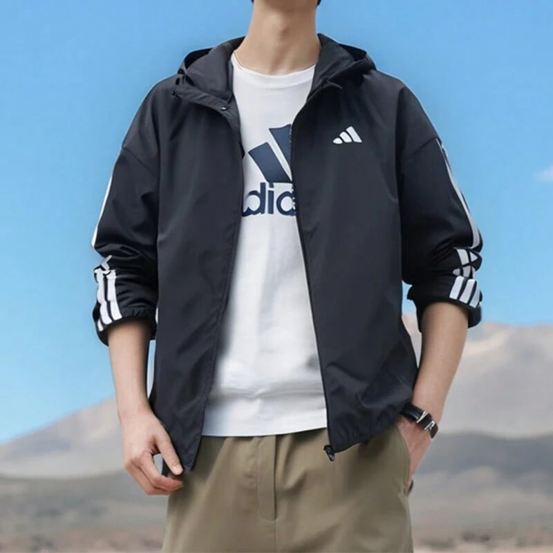 阿迪达斯男士夹克，2026 春季新款基础休闲简约时尚三条纹连帽风衣 IM7848 - 黑色 - 查看 1