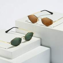 1 pièce Lunettes de mode vintage pour femmes avec monture métallique polygonale dorée de couleur unie,
