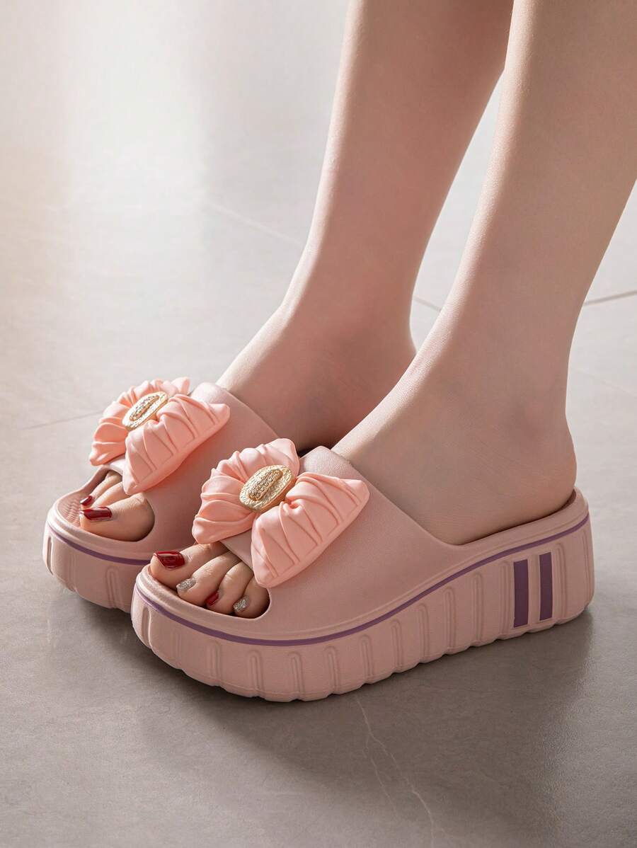 Chinelos de Solado Grosso, Design Minimalista Estilo Coreano, Novas Sandálias de Praia Casuais de Moda Verão para Mulheres com Salto Alto, Anti-Derrapante e Resistente a Odores