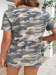Plus Size Women Camouflage Print Round Neck Short Sleeve T-Shirt, Casual Loose Summer Top - Army Green - View 2