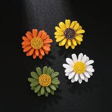 1 件/4 件雏菊花胸针，多功能装饰，适用于女士衬衫、西装外套、防闪光别针、包、帽子和配饰背包，适用于学校办公室配饰夹克珠宝圣诞节万圣节衣服别针有趣可爱的教师礼物服装配饰包饰 - 彩色 - 查看 21