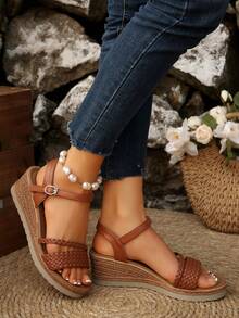 Plus Size Women Thick Sole Woven Waterproof Platform Sandals, Elegant And Comfortable - Brown - View 3