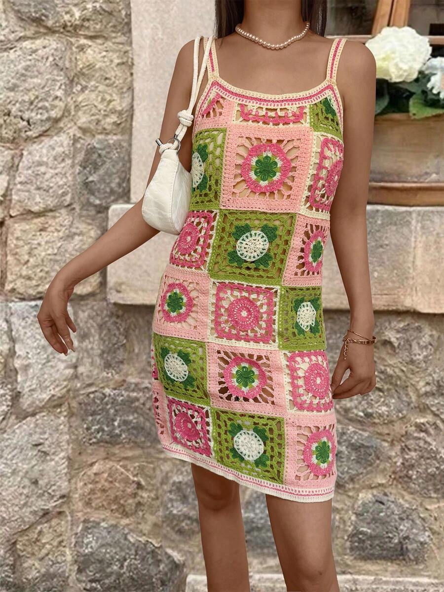 夏季新款度假女士性感细肩带钩织镂空紧身派对海滩露背钩针网眼连衣裙