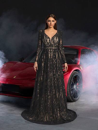 Elegant Lace Wedding Dress Two Pieces Set | Featuring A Deep V-Neck With Intricate Floral Patterns, A-Line Silhouette, Suitable For Dreamy Garden Weddings, Bridal Galas, And Flowing Evening Events