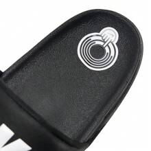 Nike 男士 OFFCOURT 休闲拖鞋，缓震支撑，轻便舒适，2026 春季系列，BQ4639-012 - 黑色 - 查看 10