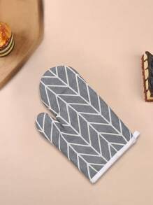 1pc Oven Microwave Heat Resistant Glove, High Temperature Insulated Glove, Baking Tool, Oven Mitt