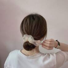 4/8 Stück einfache Haargummis, elastische Scrunchies mit Gänseblümchen Muster, Mesh Haarseil Zopfhalter, Damen Haarzubehör, weiche und süße elastische Haargummis als modisches Haarzubehör und Valentinstags-Geschenk, Zopfhalter, Haargummis, Haargummiringe