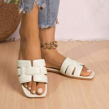 大码女式休闲单线带凉鞋，平底 PU 皮革舒适一脚蹬凉鞋，适合春夏街头穿着 - 米色 - 查看 5