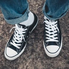 匡威男女通用经典低帮帆布鞋，2026年春季新款，学生及情侣休闲鞋，款式101001 - 黑色 - 查看 2