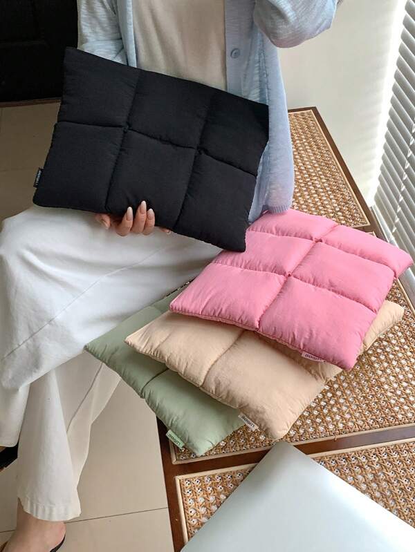 1PC Korean Stock Simple Puff Pillow Computer Bag 13 Inches -15.6 Inches Suitable For Inner Bag Shock Resistant Storage Bag Compatible With MacBookback To School School Stuff Bag For School Work Laptop Bag For Women Mac Book Case