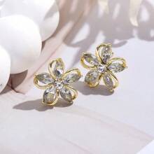 Flower Cube Zirconia Earrings - Low Allergy Daily Jewelry, Sparkling Minimalist Earrings Suitable For Women, Mothers, And Special Occasions