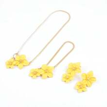 1 Set Gold Flower Earrings & Necklace Set, Women Floral Pendant Necklace, White Flower Statement Earrings, Fashionable Earrings Necklace Anklet Jewelry, Everyday Wear