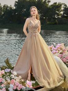 Faeriesty Elegante vestido de noche de silueta A-line de tul con elaborados apliques bordados - Ligero y fluido de alta costura para invitados de boda, cenas de gala y bailes