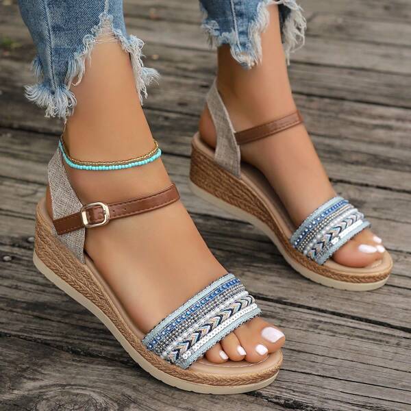 Sandalias de plataforma impermeables de verano 2024 para mujer, diseño de tira plana con tacón grueso, zapatos de tacón alto de moda para damas