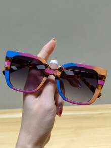 一副新款猫眼方形女式眼镜，撞色设计，适合海滩、派对等场合，夏季海滩度假、户外活动、旅行佩戴。 - 彩色 - 查看 7