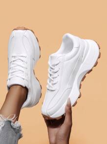 1 Pair Women's Fashionable Versatile Casual Thick Sole White Low-Top Leather Sneakers, Non-Slip , Suitable For Outdoor Activities And Daily Wear, All Seasons
