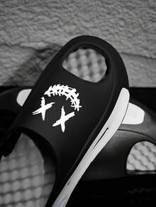 XX 1 双卡通街头复古可爱不对称/不对称 EVA 情侣拖鞋，按摩足弓，室内外四季皆宜