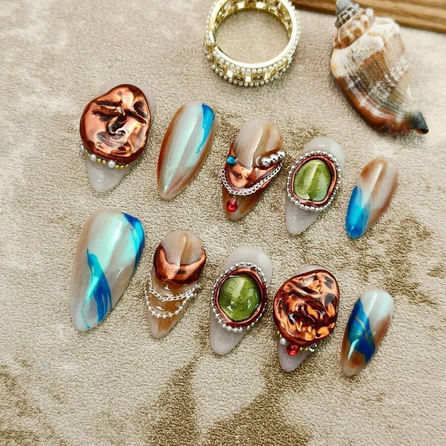 10pcs Original Handmade Garbage Punk Press-On Nails - Colorful Fake Nails With Squished Face & Emerald Accents, Artisan-Crafted Edgy Decorative Nails, Multi-Hue (Copper/Blue/Green) Retro-Punk Nail Sets - Đồng - Xem 1