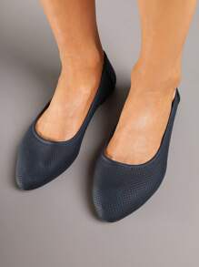Ballerine piatte, casual e versatili, con soletta interna in pelle