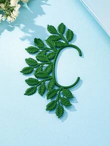 1pc Fashionable Leaf Design Clip-On Earrings For Women - Yellow Gold - View 7