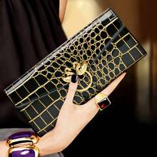 Retro Crocodile Print Wallet With Golden Snake Clasp - Long Multi-Layer Zipper Card Case For Women, Black And Gold Retro Design