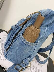 1. 女士字母贴花细节拉链双肩包，水洗轻便牛仔蓝双肩包，时尚纯色户外旅行通勤日常双肩包，大容量笔记本电脑包，学院风多功能书包 - 淺藍色 - 查看 3
