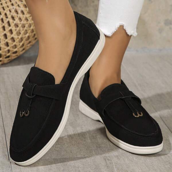 Mocasines informales de mujer con hebilla dorada - Top de tela negra, suela de goma blanca, zapatos cómodos para todo el año para looks casuales y formales, calzado versátil, de construcción duradera