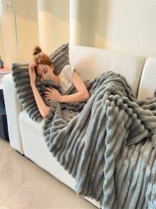 1 Stück gestreifter weicher, gemütlicher Überwurf, für den Heimgebrauch auf Sofa oder Bett, Herbst, Plüschstoff, rosa Schlafzimmer Dekoration, Freizeitüberwurf, geeignet für Weihnachten, Halloween