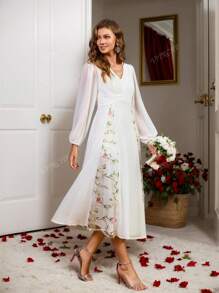 Vestido de Despedida de Noiva com Bordado Floral Branco, Decote em V e Manga de Lanterna, Vestido de Casamento, Vestido Branco Curto