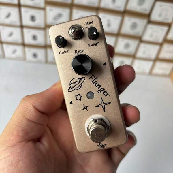 1pc Mini Electric Guitar Effect Pedal, Suitable For Beginner Electric Guitar Players