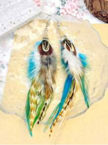 1 Pair Of Exquisite Feather Drop Earrings - Unique Retro-Inspired Design, Versatile For Daily Wear, Perfect Party Accessories, Bold -Inspired Jewelry - Thoughtful Gift Idea For Women