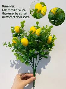 1/4 pièces de branches d'eucalyptus artificielles avec fruits de citron artificiels. Convient pour la décoration de la maison, la décoration de la chambre, la décoration de table, la décoration du salon, la décoration de la pièce, la décoration d'anniversaire, la décoration de mariage, la décoration extérieure, la décoration de fête, la décoration de jardin. Plantes artificielles.