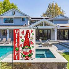 Zwerg Gartenflagge für den Sommer - leuchtendes rotes Zwerg Wassermelonen Hut, Eis und Sonnenblumen Design, beidseitig bedruckter Polyester Gartendeko, 12x18 Zoll, geeignet für saisonalen Farmhouse Stil, Outdoor Dekoration | Lustiges Design | Strapazierfähiger Polyester, Wassermelonen Thema Dekoration