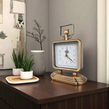 Vintage European Style Iron Painting Tabletop Clock, Home Decor For Living Room Bedroom, Hanging Wall Clock Or Desk Clock, Minimalist And Fashion Design, Silent Movement, Birthday/Graduation Gift Room Decor Digital Clock Alarm Clock Bedroom Decor Dormitory Decor Back To School