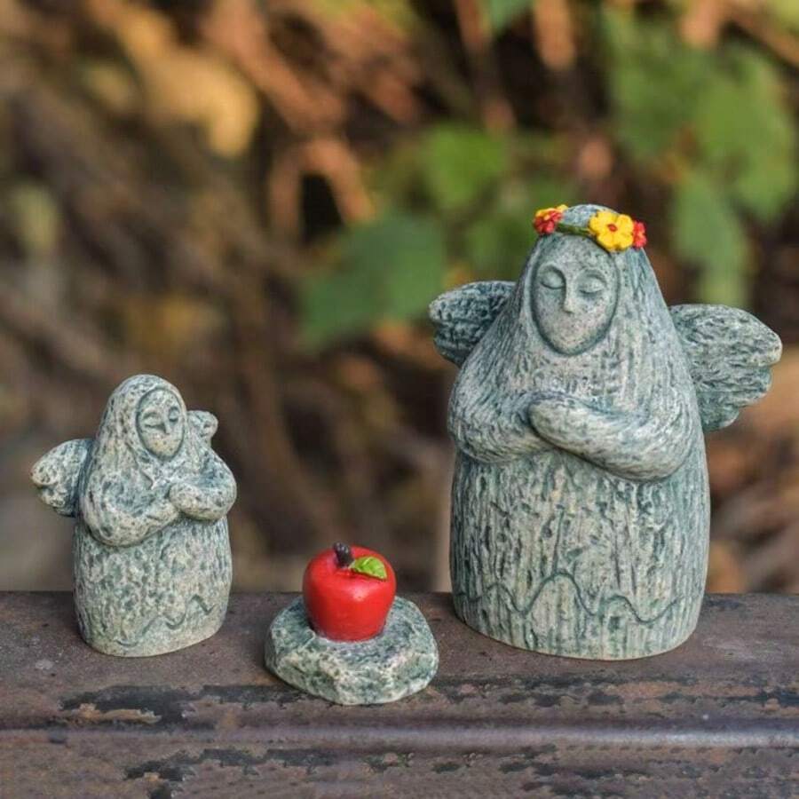 Fish Tank Zelda Legend Decoration Japanese Lalu Sea Goddess Ornaments Guardian Bonsai Hylia Model Landscaping - Multicolor - View 1