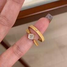 1pc Women's Gold Small Diamond Starry Ring, Vintage Minimalist Luxury Stackable Band, High-End Design