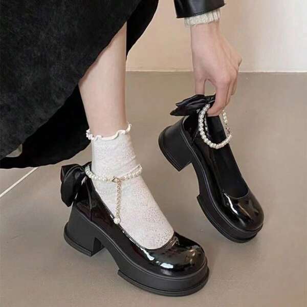 Neue Lederschuhe mit dicken Sohlen für Damen - Neue Freizeitschuhe - Schleifenverzierung - Damenschuhe mit dicken Sohlen und lahmen Absätzen