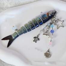 1 pieza Llavero de pez hecho a mano, encantos de bolso de océano, llaveros de océano, llaveros de señuelo de pesca artificial, encantos de peces con cuentas, regalos para pescadores, accesorios escolares y de automóvil, gótico lindo Y2k