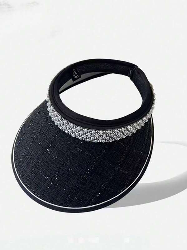 1 pièce Nouveau chapeau de soleil à large bord aléatoire Femmes Été Polyvalent Serre-tête perle Chapeau noir Protection UV Chapeau ouvert en haut