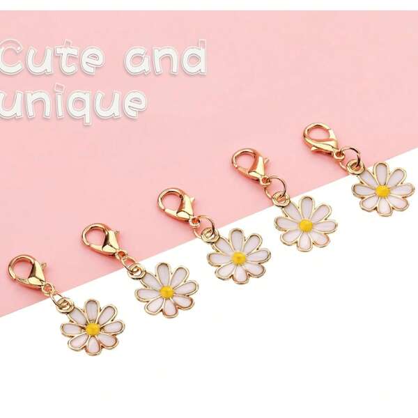 Set di 5 portachiavi floreali incantevoli, perfetti come regalo per feste - Pendente in lega a goccia con crisantemo piccolo, adatti per matrimoni, compleanni e celebrazioni in generale, disponibili in più colori, il regalo perfetto per famiglia e amici, simbolo di felicità eterna, senza elettricità.