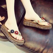 Women Flip-Flops - Hierba de ratán negra 4 vino rosado rojo azul oscuro (una talla más pequeña) - Ver 3