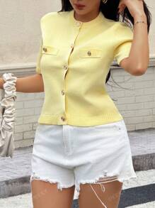 Collection d'été DEEKA - Tenue de remise de diplôme femme en tricot à manches courtes couleur jaune beurre